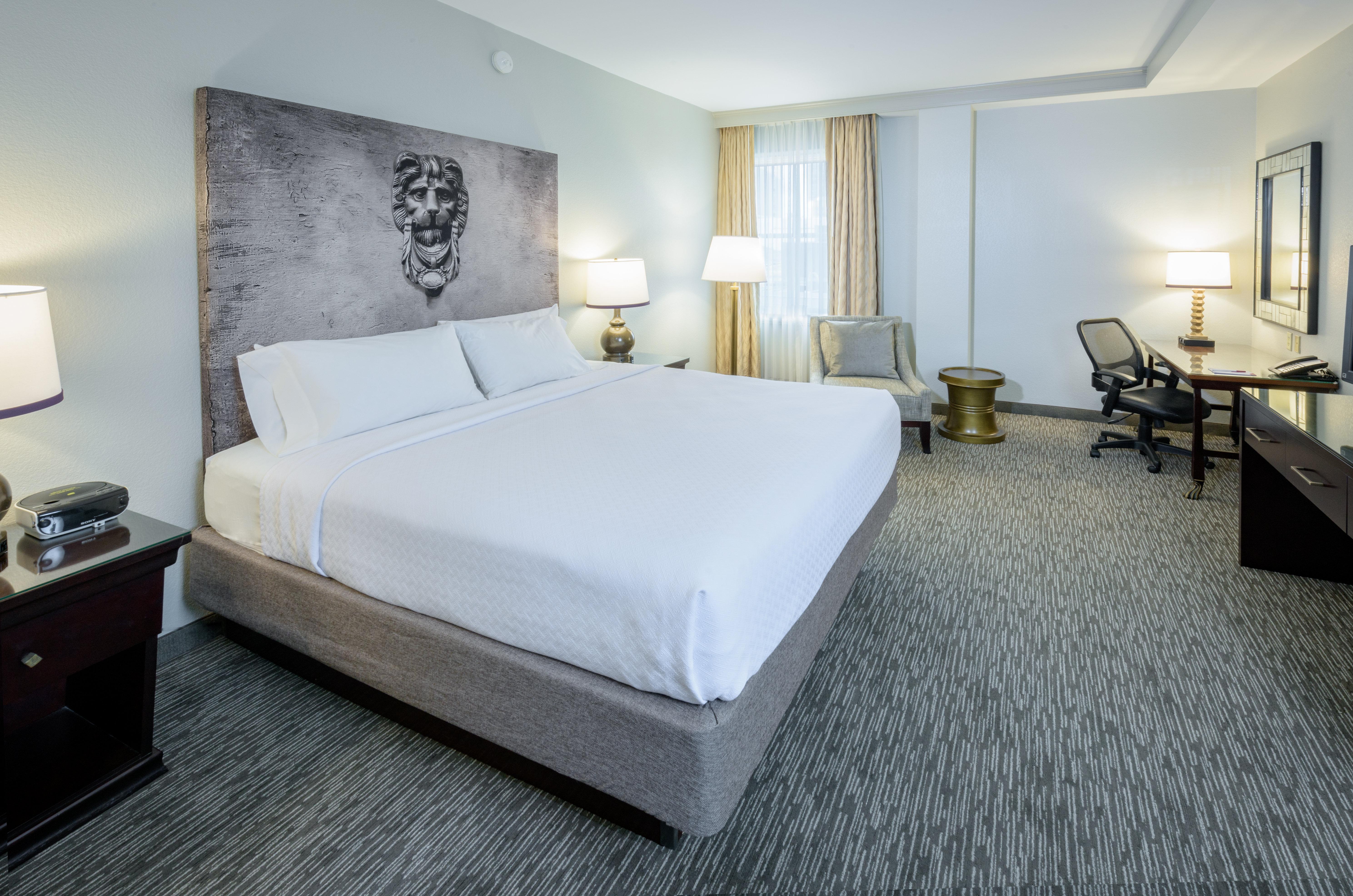 Отель Crowne Plaza New Orleans French Qtr - Astor By Ihg Экстерьер фото