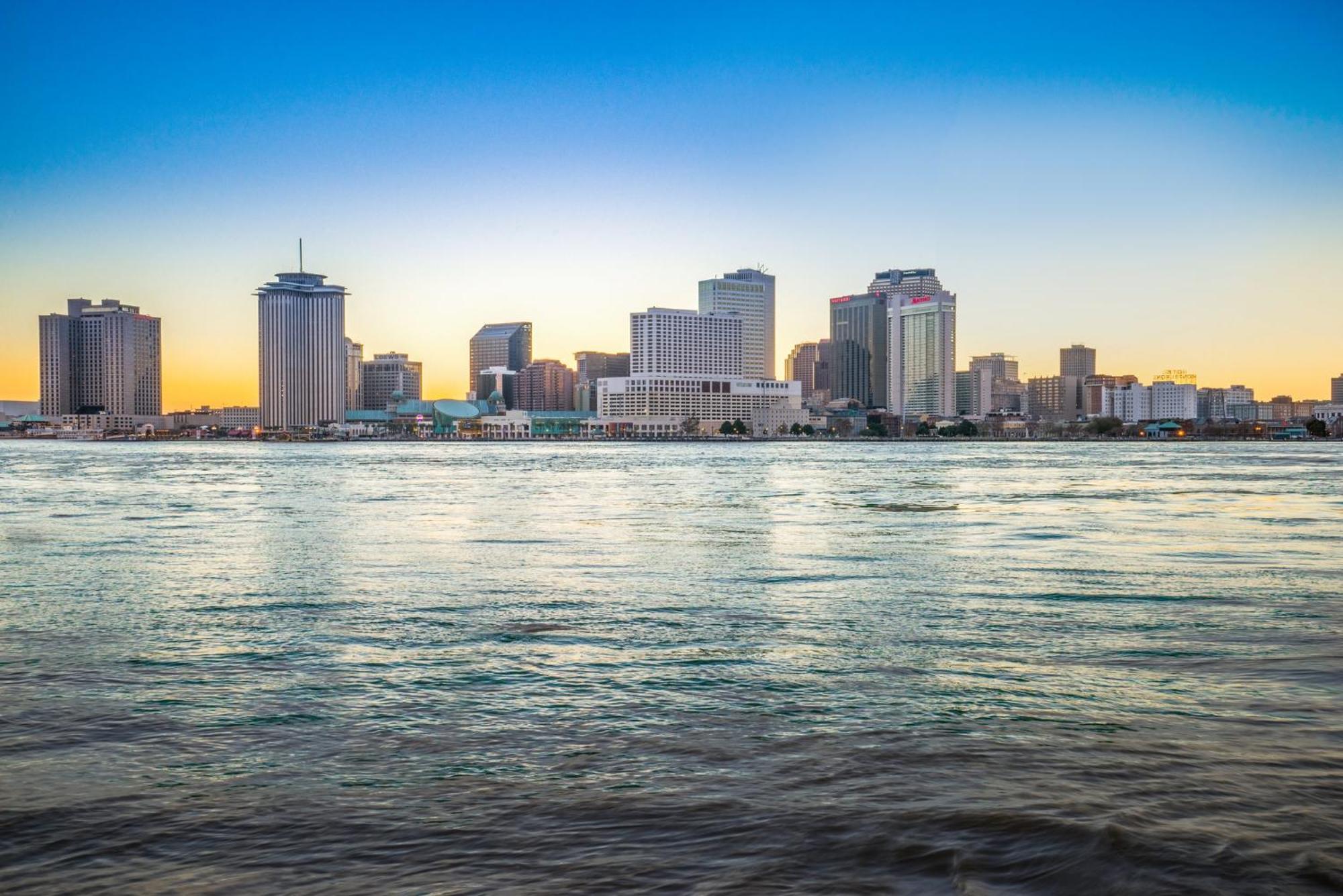 Отель Crowne Plaza New Orleans French Qtr - Astor By Ihg Экстерьер фото