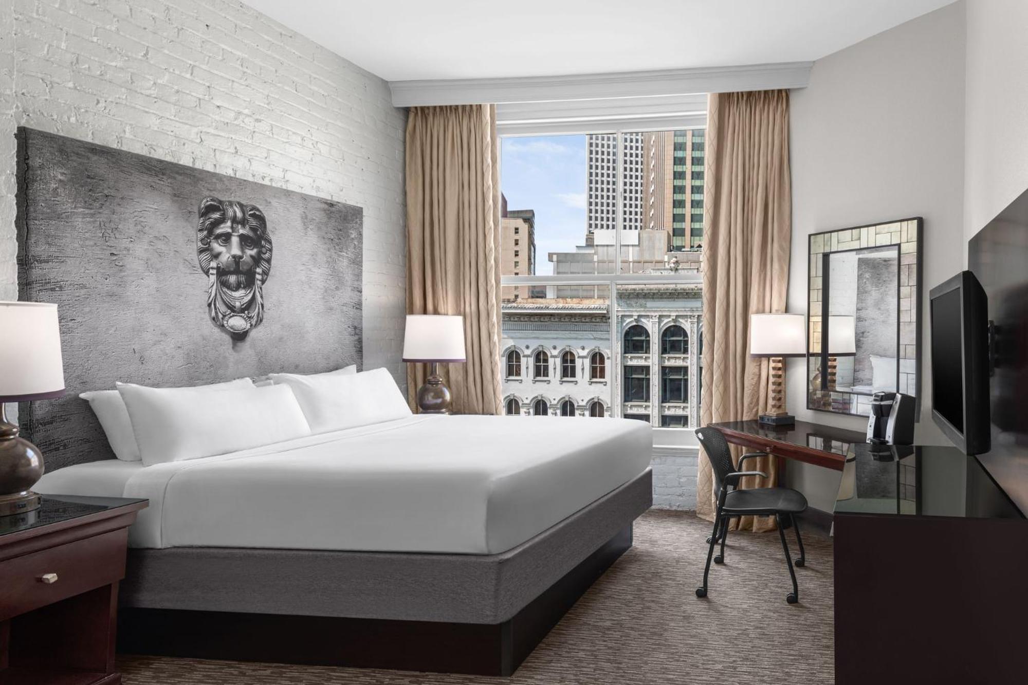 Отель Crowne Plaza New Orleans French Qtr - Astor By Ihg Экстерьер фото